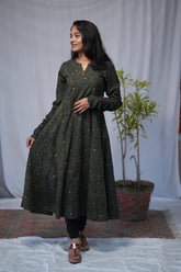 Aarvi Ajrakh Cotton Green Chudi Sleeves Kali Kurta
