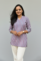 Girija Pink Cotton Short Top Kurti