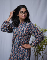 Neela Dabu Black Cotton Short Top Kurti