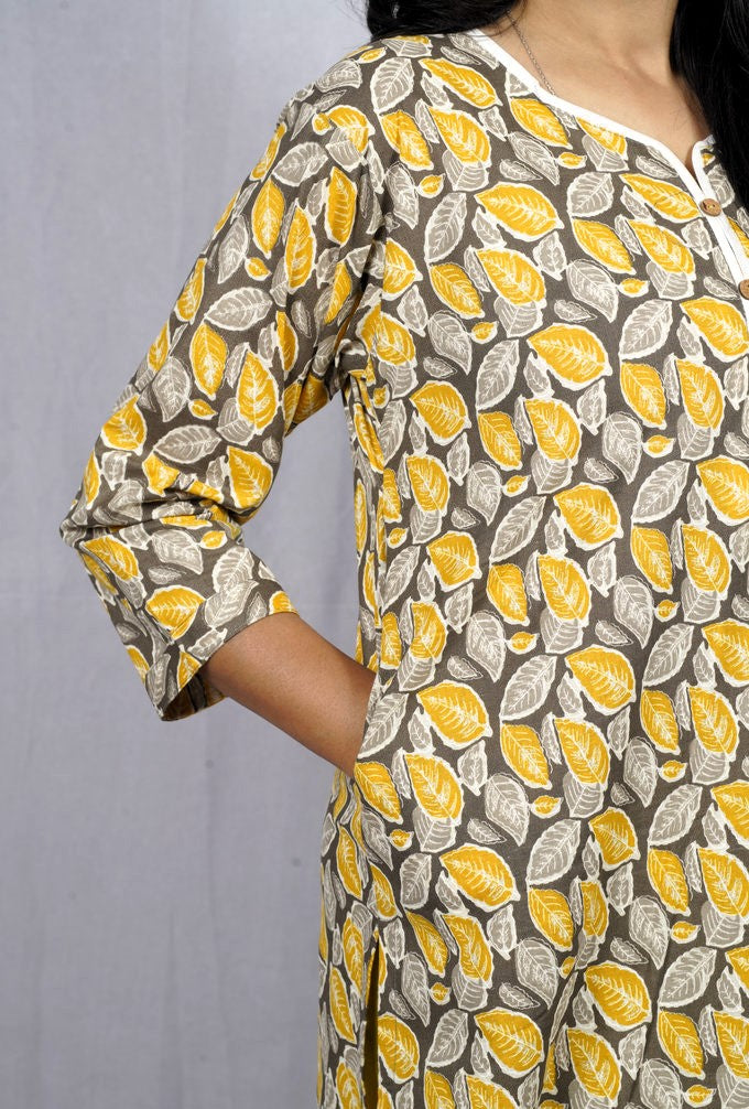 Kusum Cotton Yellow Straight Kurta