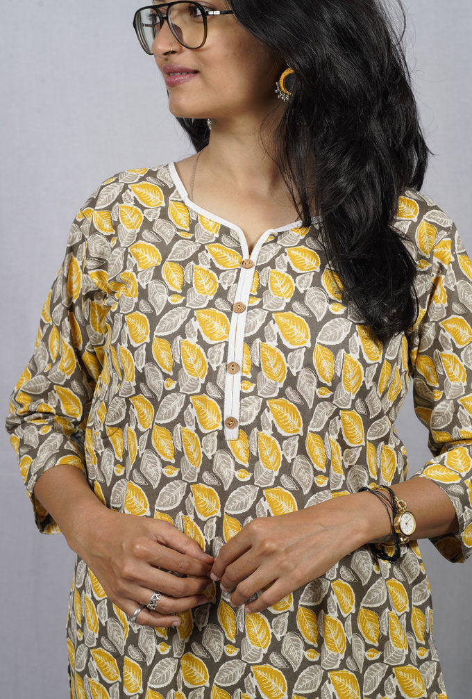 Kusum Cotton Yellow Straight Kurta
