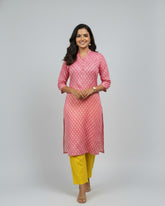 Rutvi Pink Cotton Straight Kurta
