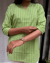 Girija Green Cotton Short Top Kurti