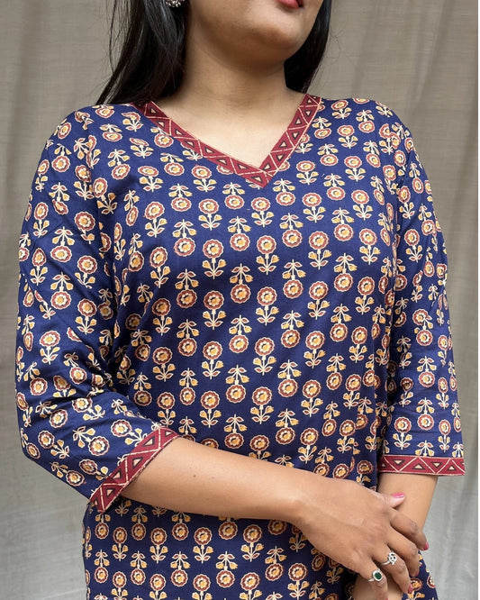 Ganga Blue Cotton Straight Kurta