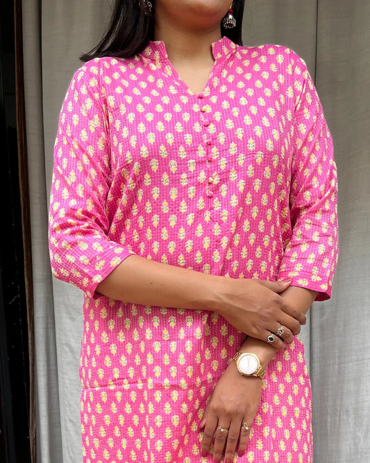 Rutvi Pink Cotton Straight Kurta