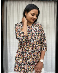 Devki Black Cotton Short Top Kurti