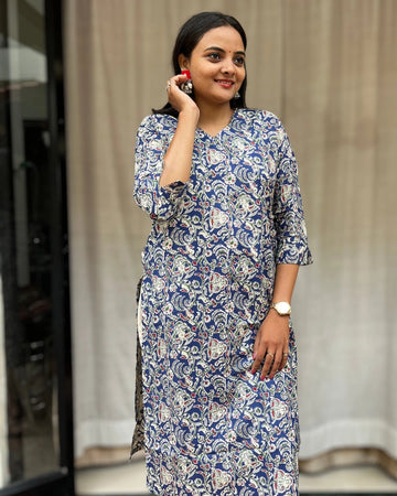Gayatri Blue Cotton Straight Kurta