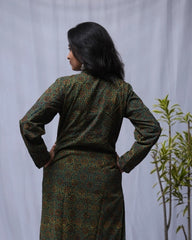 Vanya Ajrakh Cotton Green Straight Kurta