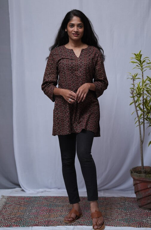 Rati Cotton Brown Straight Short Top Kurti