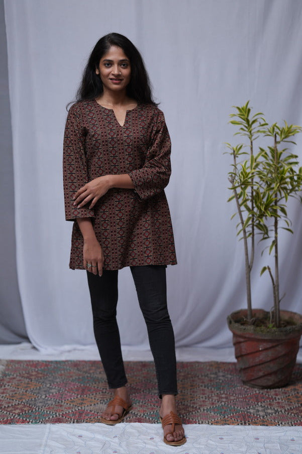 Rati Cotton Brown Straight Short Top Kurti
