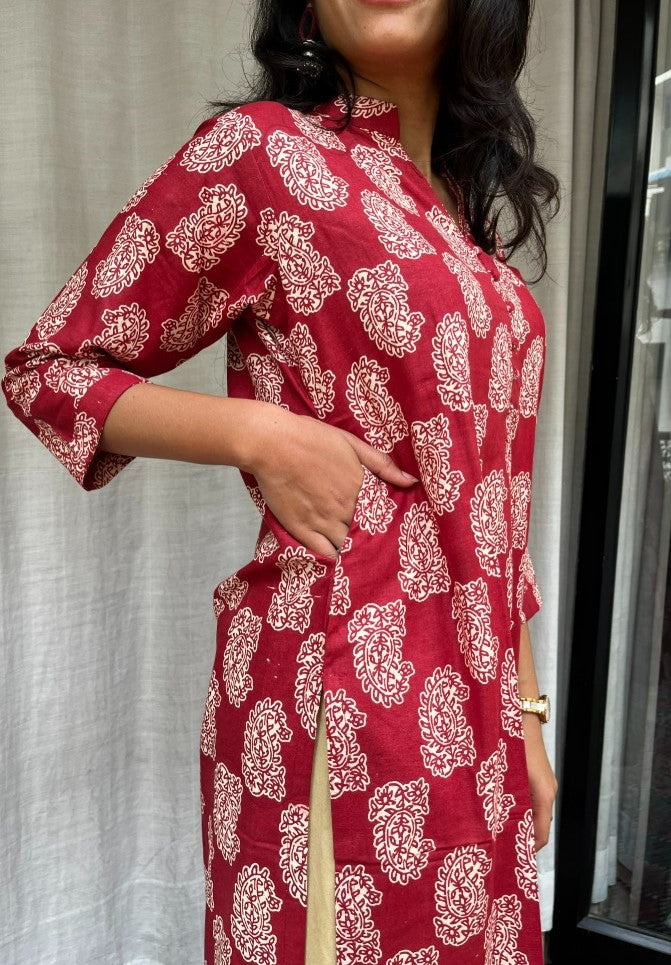 Rutvi Maroon Cotton Straight Kurta