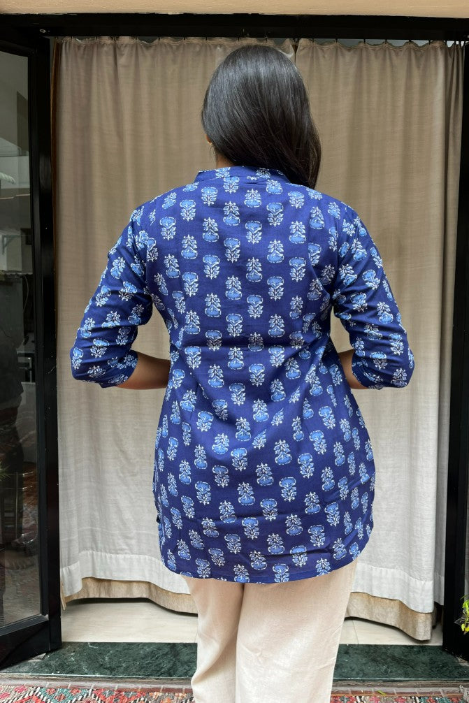 Sakti Blue Cotton Short Top Kurti. Hip covering for every day wear 