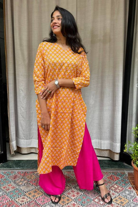 Gayatri Yellow Cotton Straight Kurta