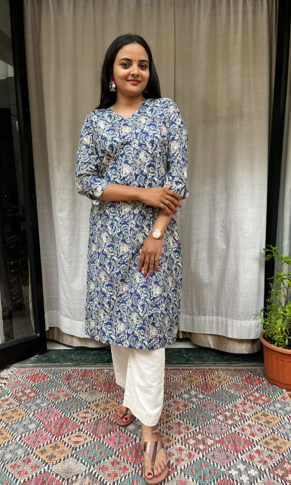 Gayatri Blue Cotton Straight Kurta