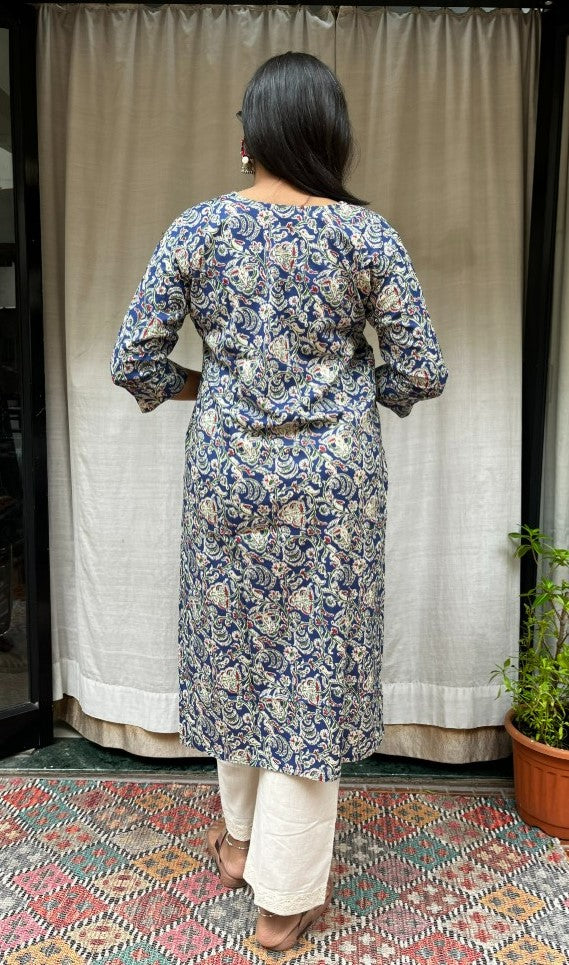 Gayatri Blue Cotton Straight Kurta