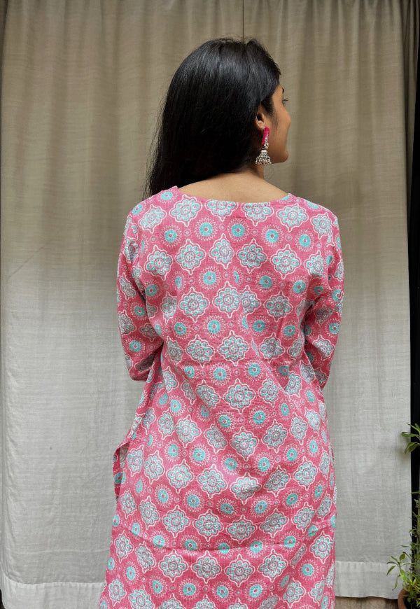 Gayatri Pink Cotton Straight Kurta