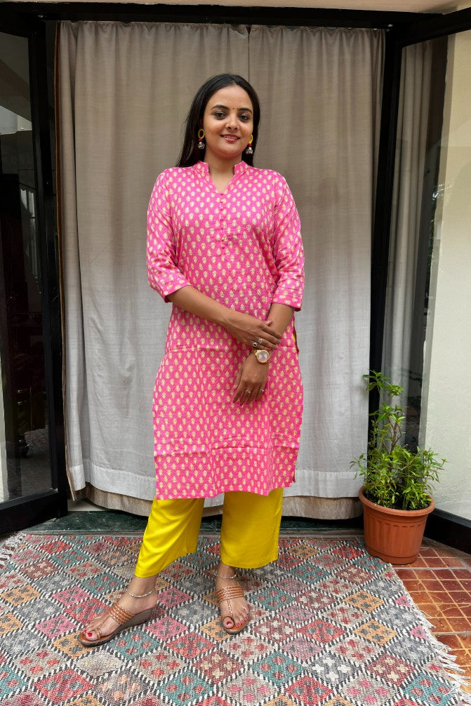 Rutvi Pink Cotton Straight Kurta