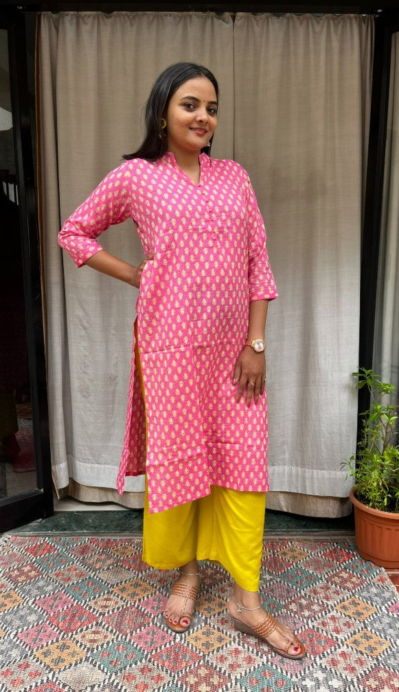 Rutvi Pink Cotton Straight Kurta