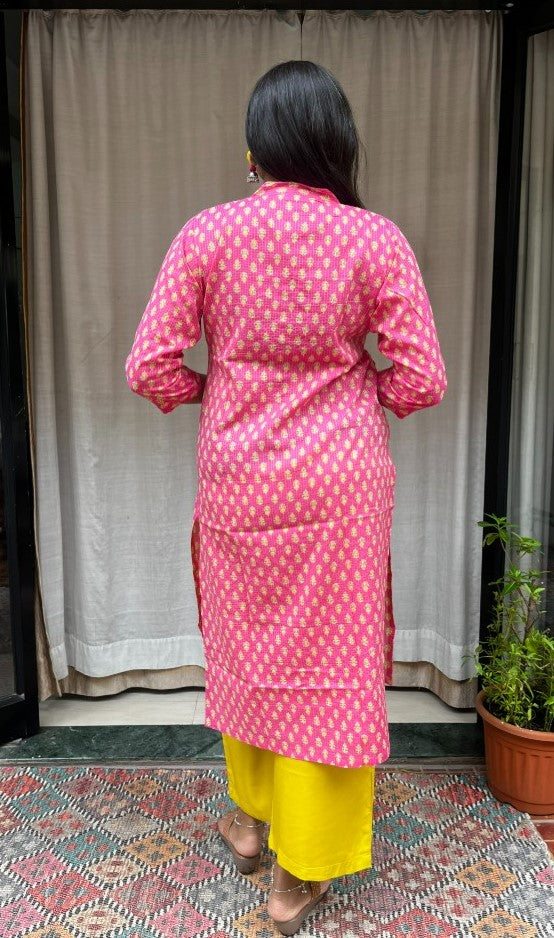 Rutvi Pink Cotton Straight Kurta