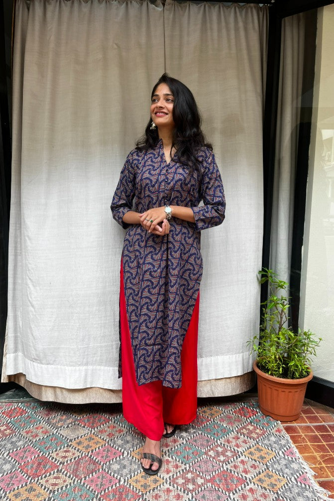 Rutvi Blue Cotton Straight Kurta