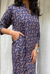 Rutvi Blue Cotton Straight Kurta