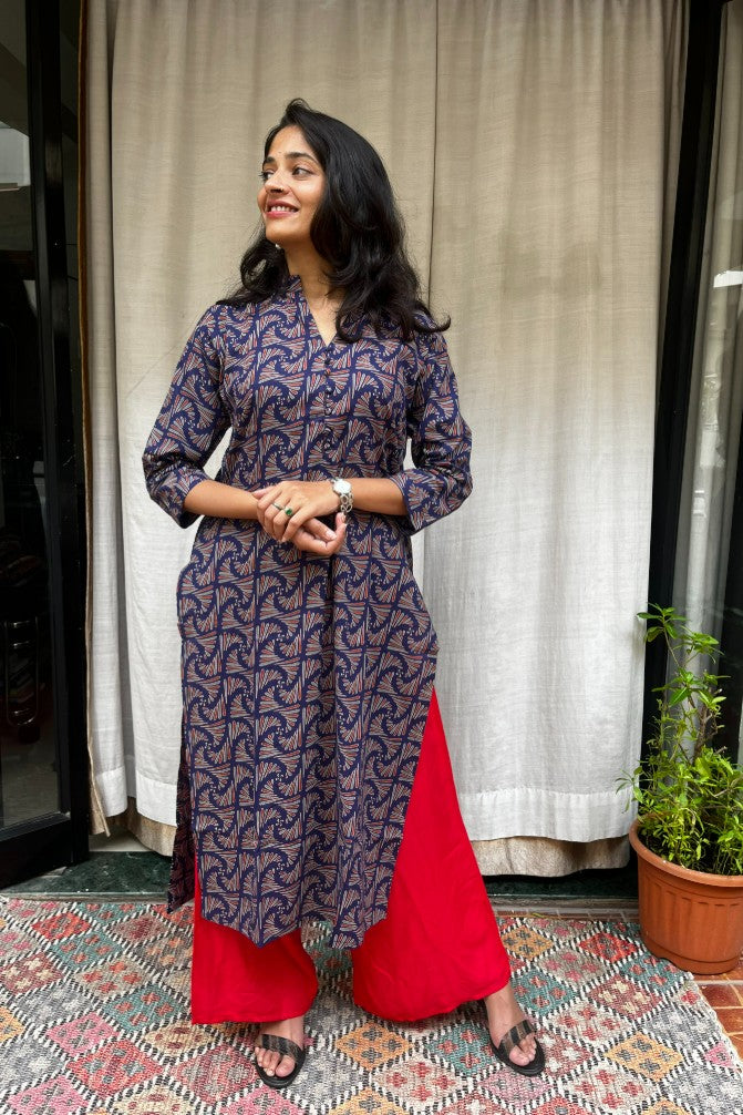 Rutvi Blue Cotton Straight Kurta