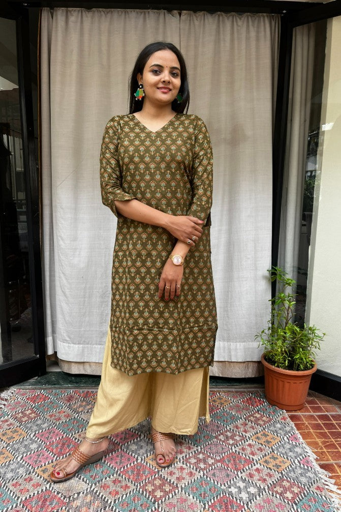 Radha Green Cotton Straight Kurta