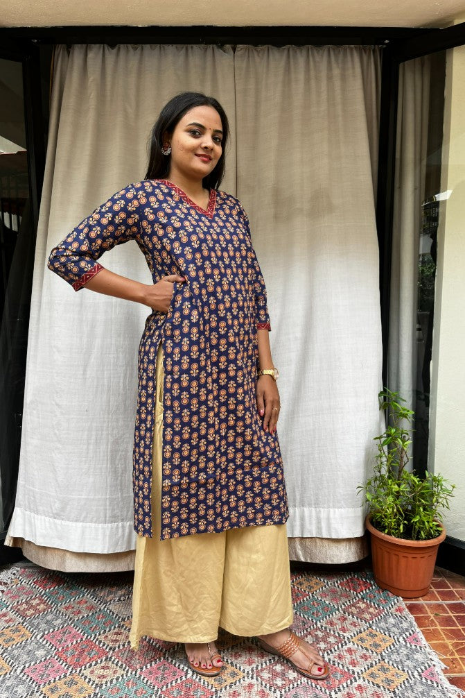 Ganga Blue Cotton Straight Kurta