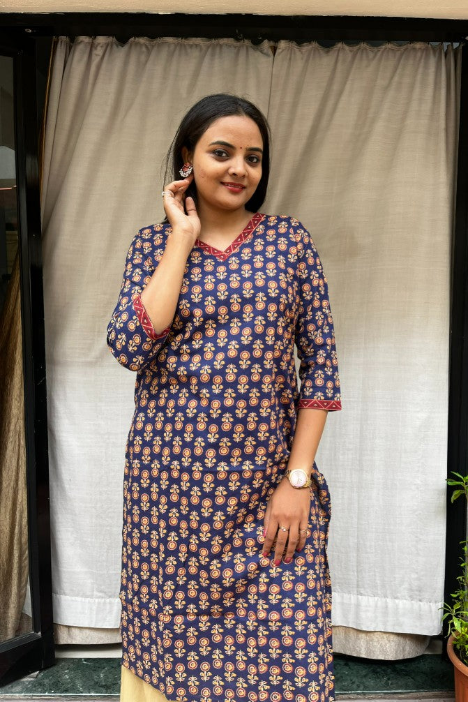 Ganga Blue Cotton Straight Kurta