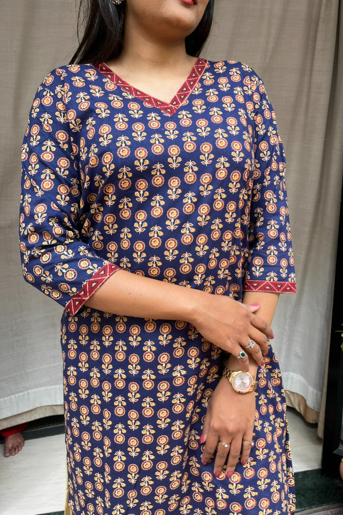Ganga Blue Cotton Straight Kurta