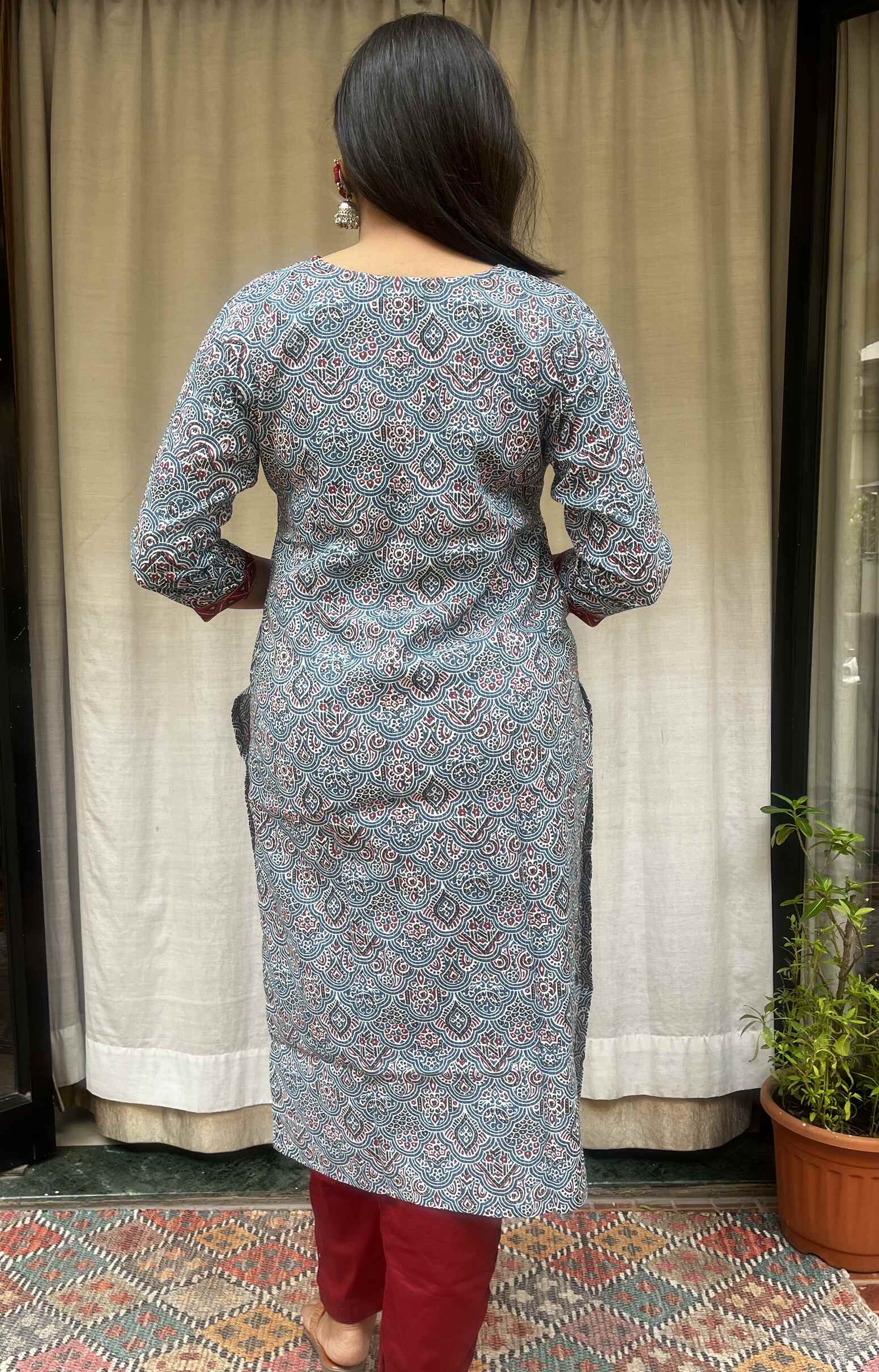 Radha Blue Cotton Straight Kurta