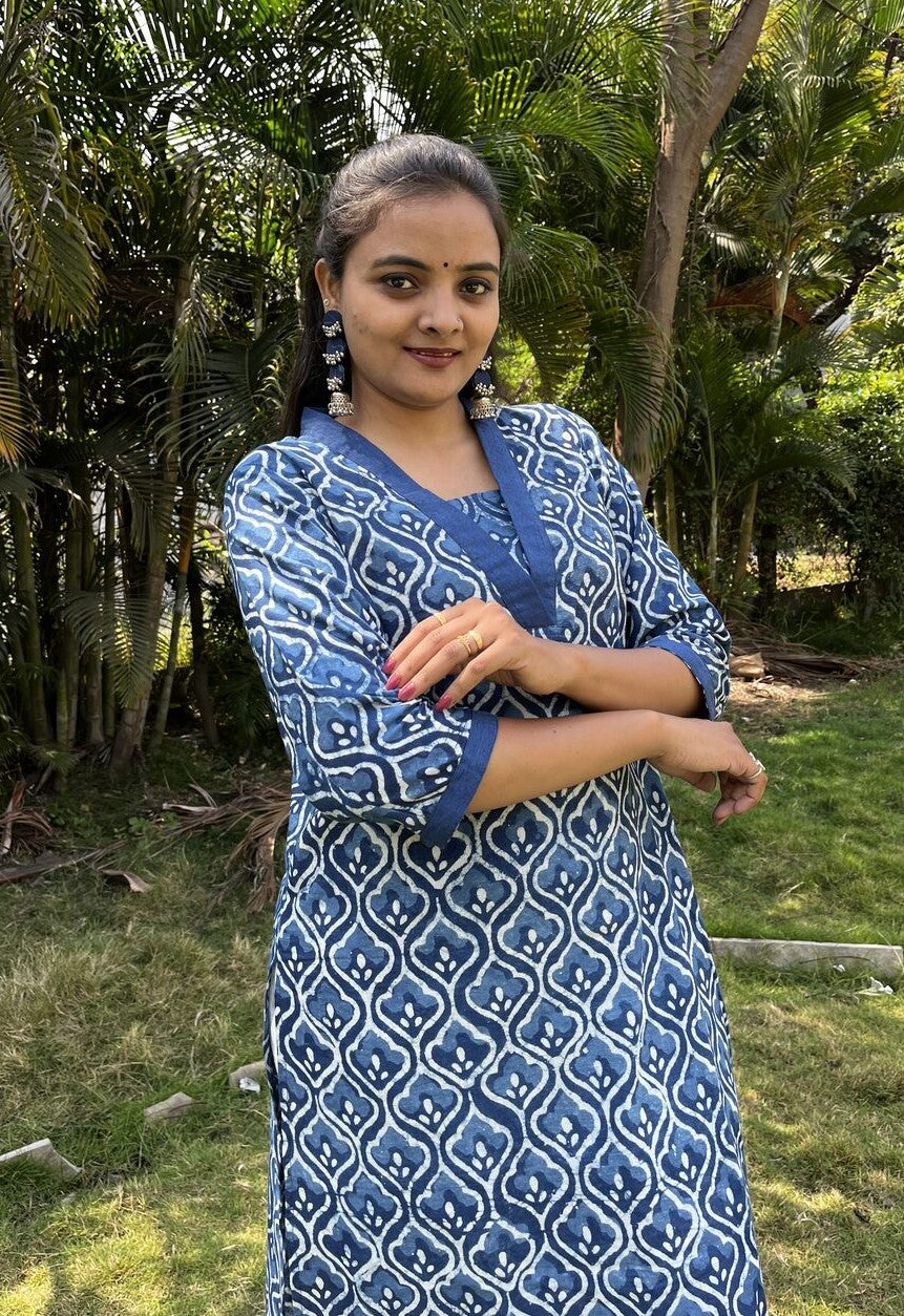 Lyla Bagru Cotton Blue Straight Kurta