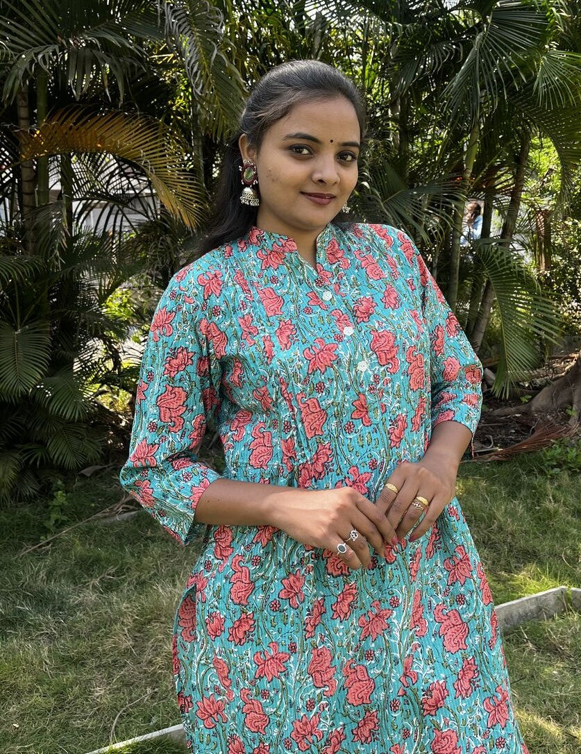 Saina Cotton Blue Straight Kurta