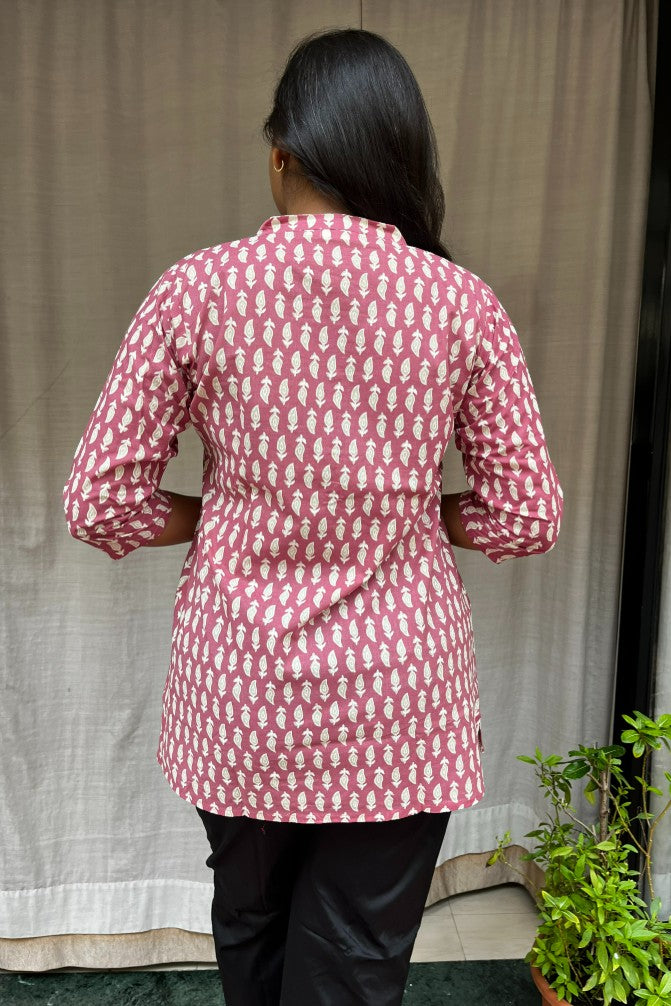 Sakti Pink Cotton Short Top Kurti. Hip covering for every day wear 
