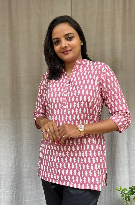 Sakti Pink Cotton Short Top Kurti