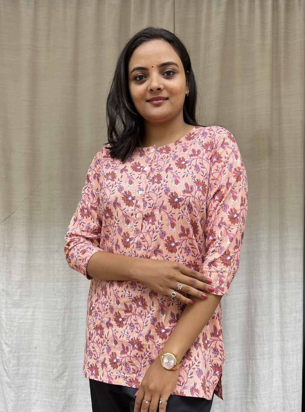 Uma Pink Cotton Short Top Kurti