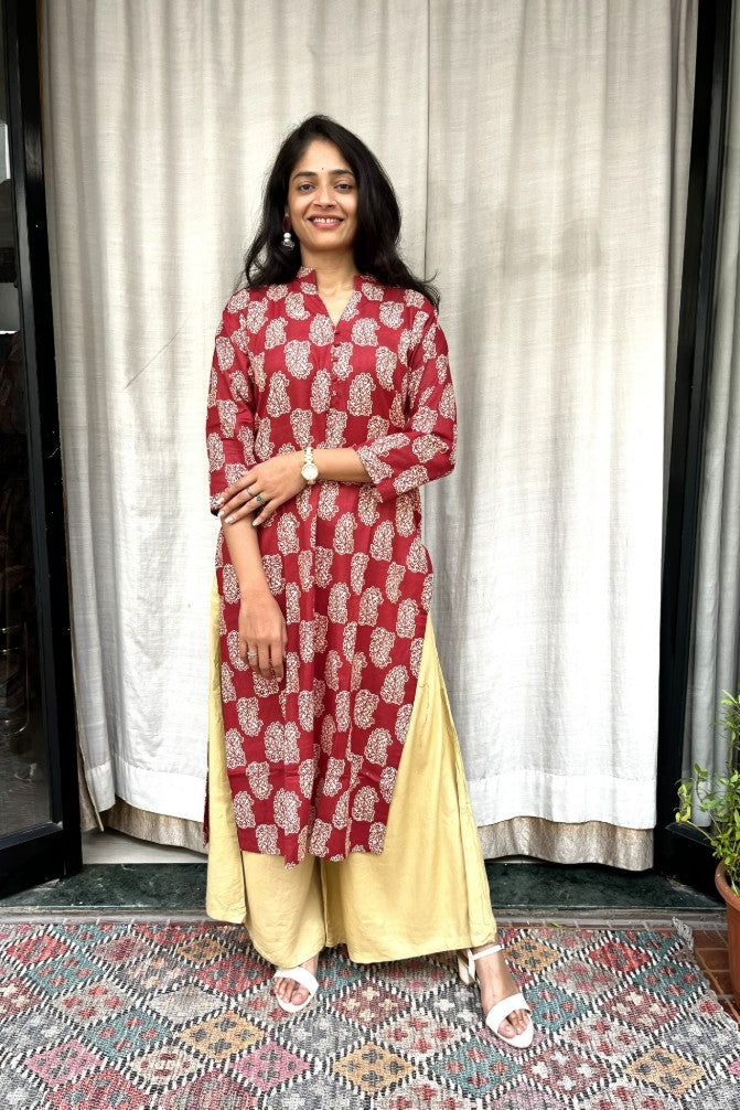 Rutvi Maroon Cotton Straight Kurta