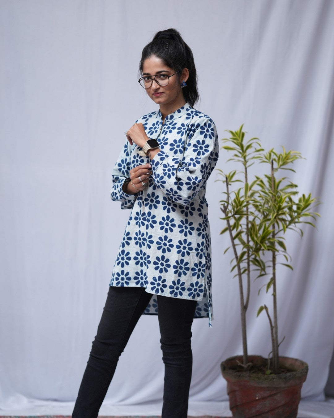 dabu indigo cotton short top    