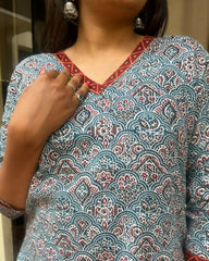 Radha Blue Cotton Straight Kurta