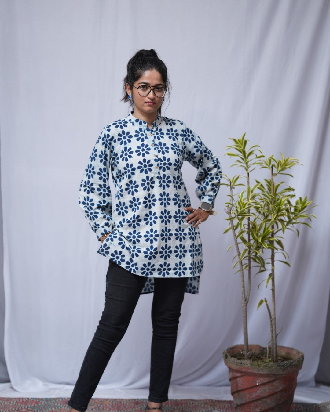 dabu indigo cotton short top    