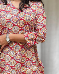 Radha Red Cotton Straight Kurta