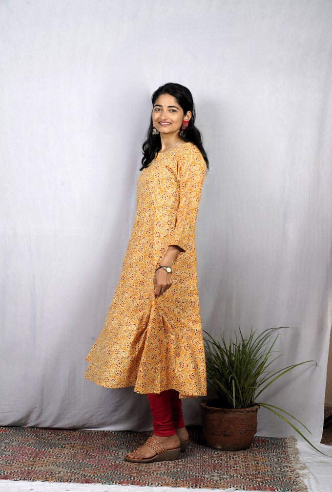 Ruhi Yellow Cotton Kali Kurta