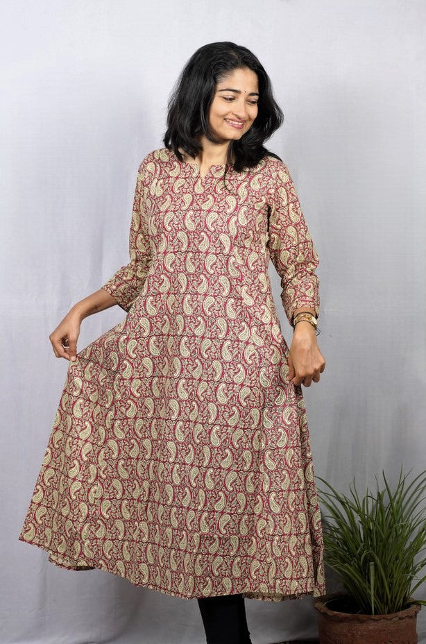 Rishvi Pink Cotton Kali Kurta elegant ethnic wear for women, available for online shopping