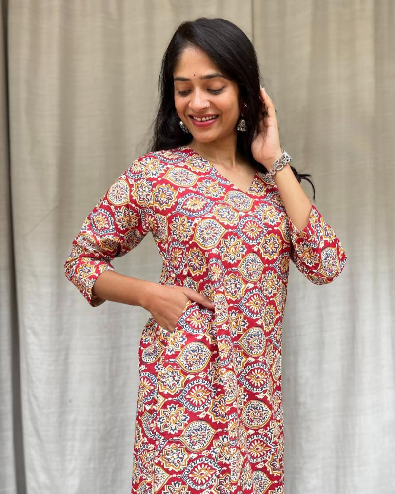 Radha Red Cotton Straight Kurta