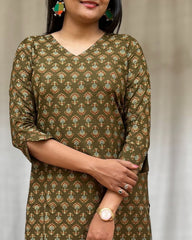 Radha Green Cotton Straight Kurta