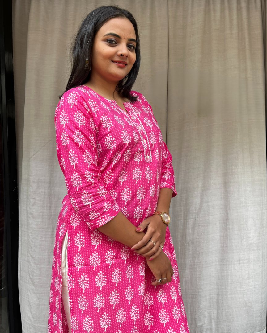 Radha Pink Cotton Straight Kurta