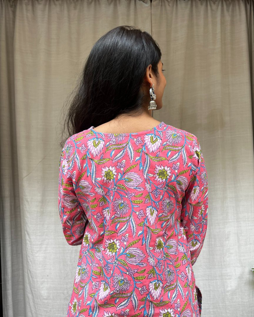 Ganga Pink Cotton Straight Kurta