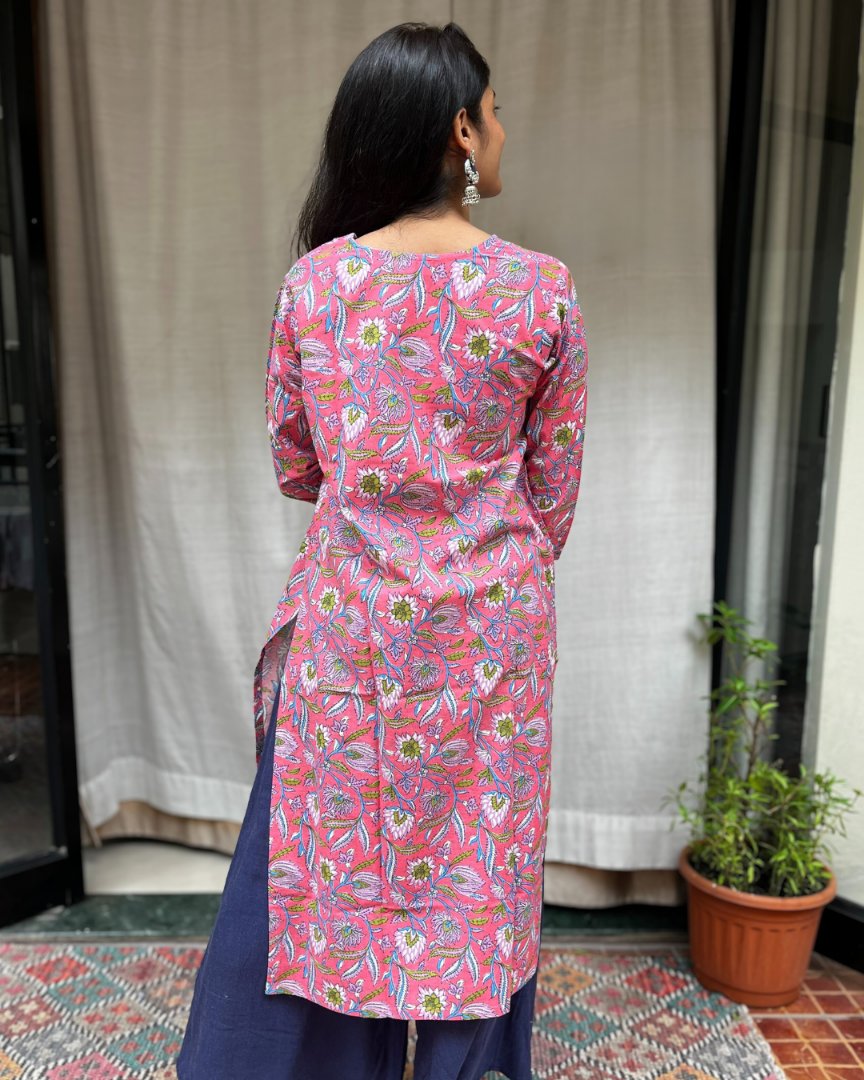 Ganga Pink Cotton Straight Kurta