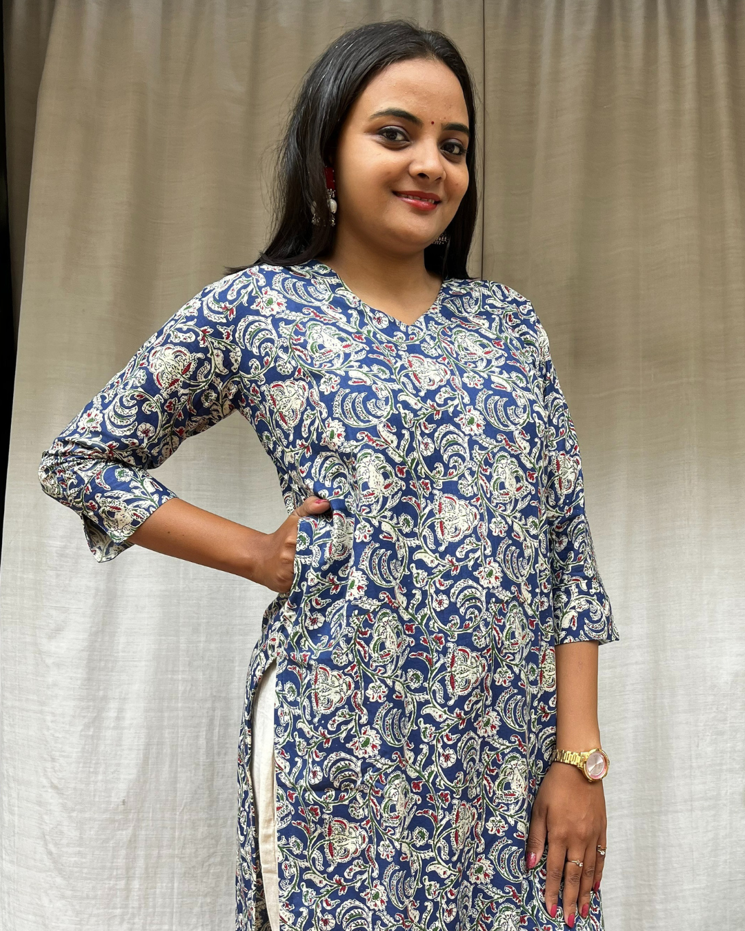 Gayatri Blue Cotton Straight Kurta