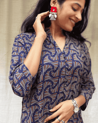 Rutvi Blue Cotton Straight Kurta